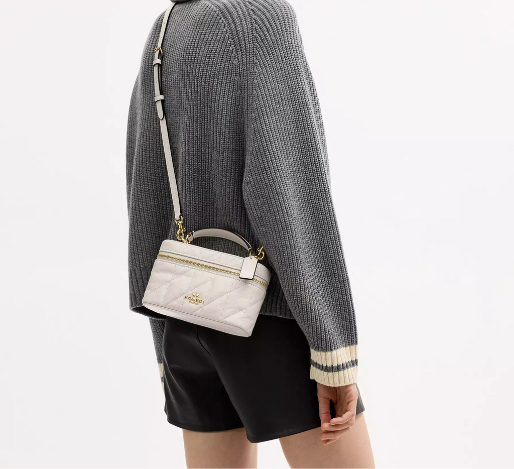 Rainer Crossbody Bag 18 With Quilting Chalk Coach