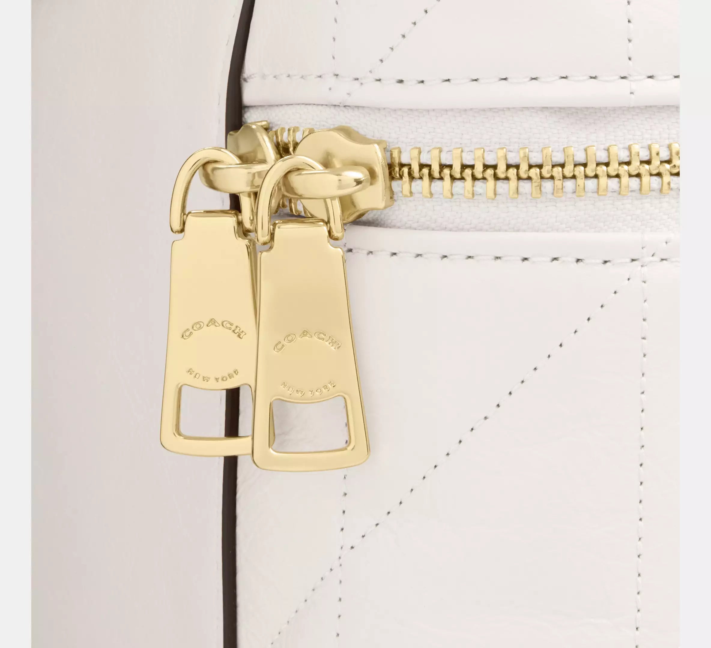 Rainer Crossbody Bag 18 With Quilting Chalk Coach