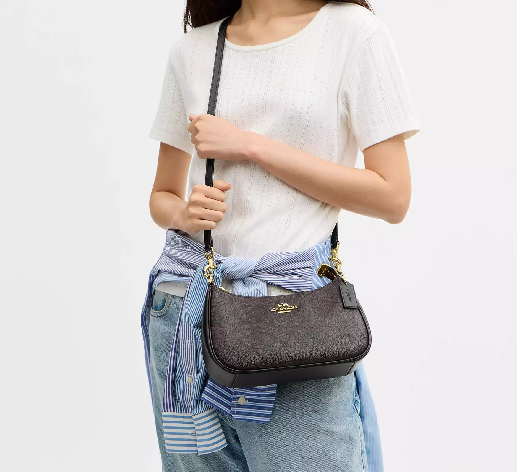 Teri Shoulder Bag In Signature Canvas Walnut Black Coach
